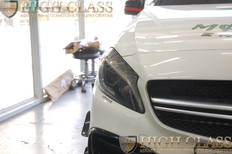 자동차 라이트필름 테일램프 PPF 앞뒤로 스모그색상 선택한 벤츠 A45 AMG 멋져요!!