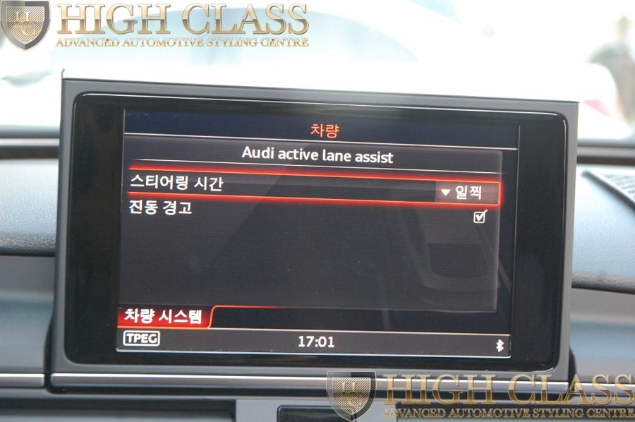 뉴 아우디A7 레인어시스트 순정옵션으로 자율주행에 한걸음 더