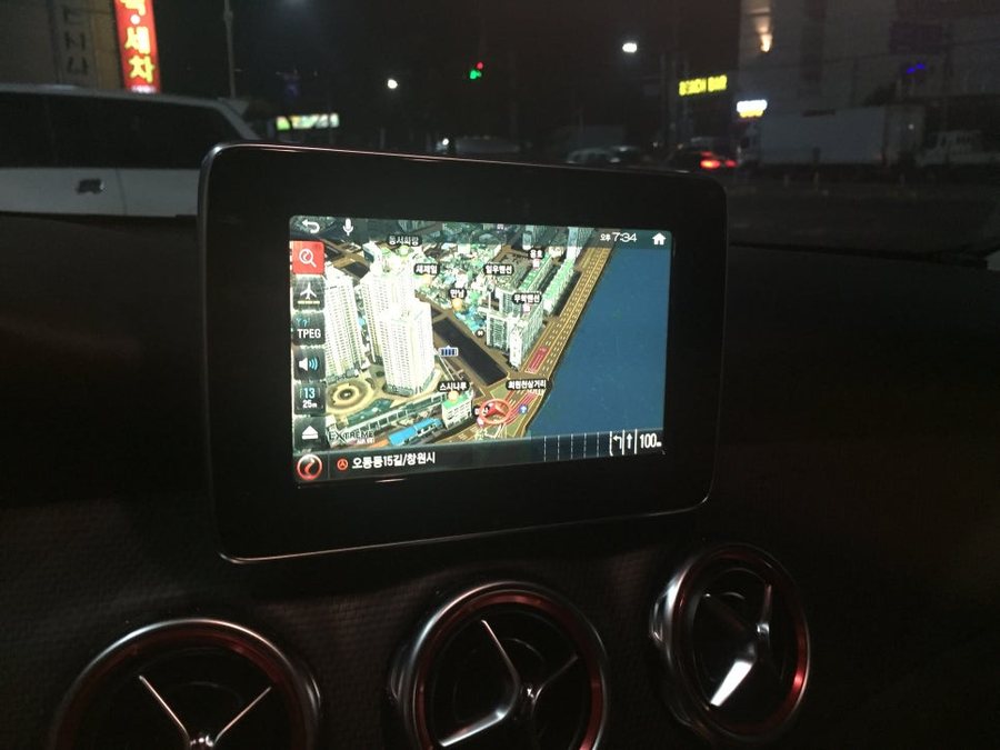 창원 수입차 네비게이션 벤츠 GLA220 아이나비 X1 큐브 매립하기
