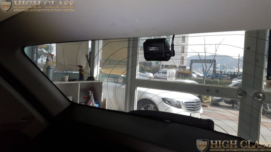 창원 BMW X3 뷰게라 VG-701V 블랙박스 장착 가성비 갑이네요