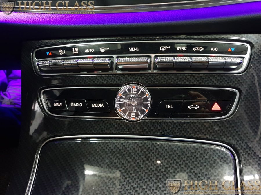 벤츠 E220d IWC 시계 순정품 장착