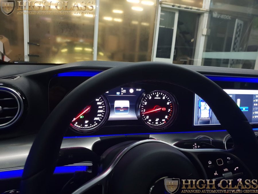 벤츠 E클래스 E300 계기판 엠비언트