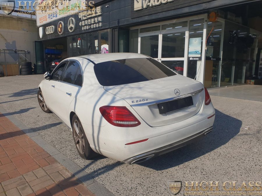 벤츠 E220d 순정 전동트렁크 레트로핏