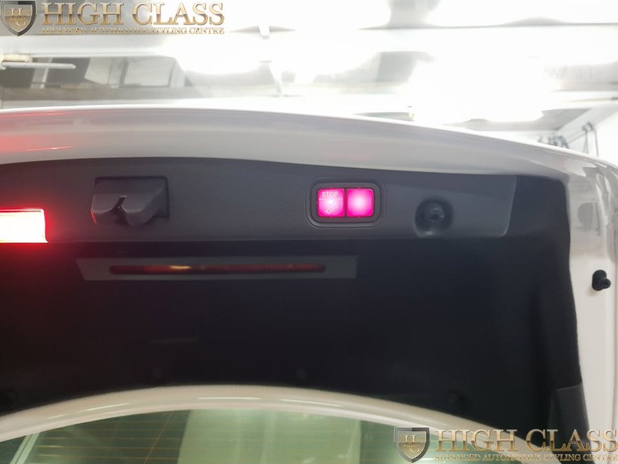 벤츠 E300 순정 전동트렁크 업그레이드