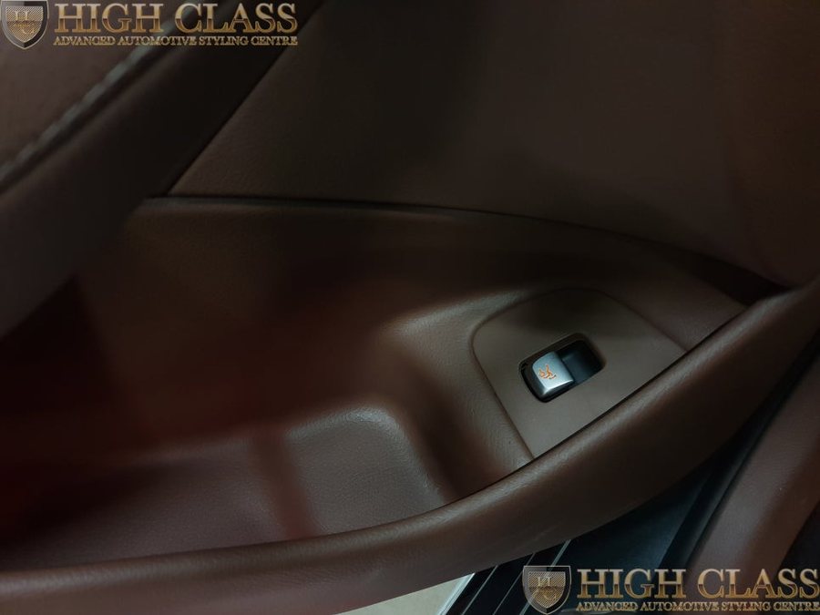 벤츠 E클래스 E220d 순정 전동 트렁크