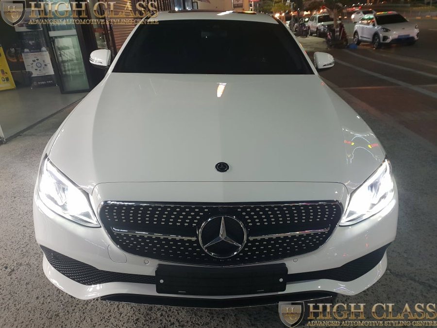 벤츠 E클래스 블랙 다이아몬드 그릴 AMG 스타일로