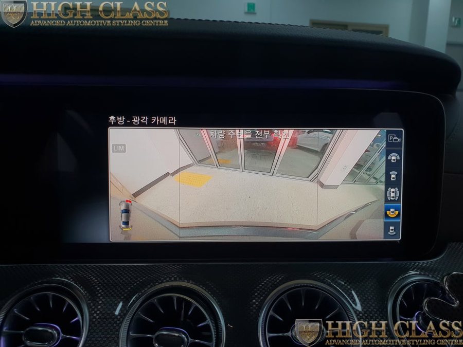 벤츠 CLS 300d 순정 360도 어라운드뷰 주차걱정 없어요