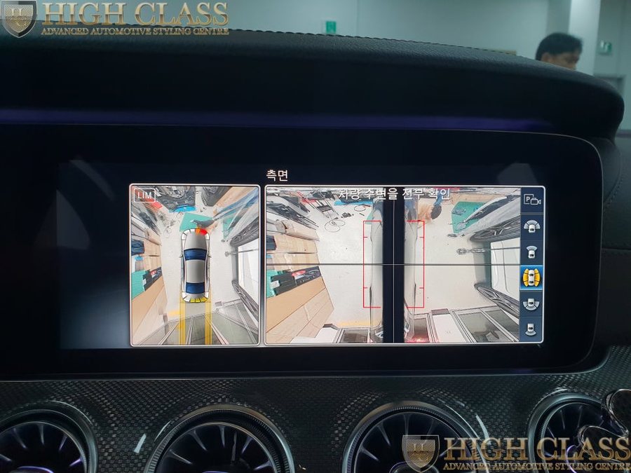 벤츠 CLS 300d 순정 360도 어라운드뷰 주차걱정 없어요