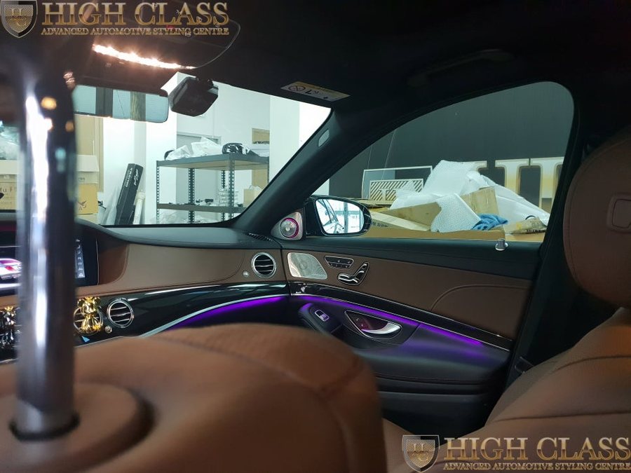 신형 벤츠 S클래스 S350d 부메스터 전동트위터 및 미드레인지 커버