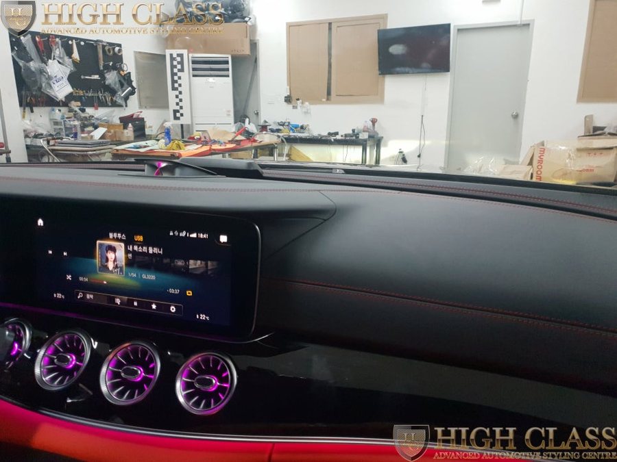벤츠 AMG GT43 전동 센터스피커 하이클라스 엠비언트