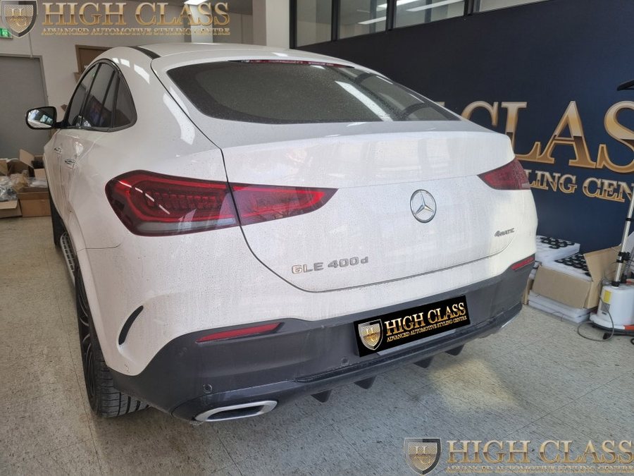 벤츠 GLE 400d 22년식 메모리시트, R버튼, 부메스터 트위터 엠비언트, 반자율 주행확장코딩