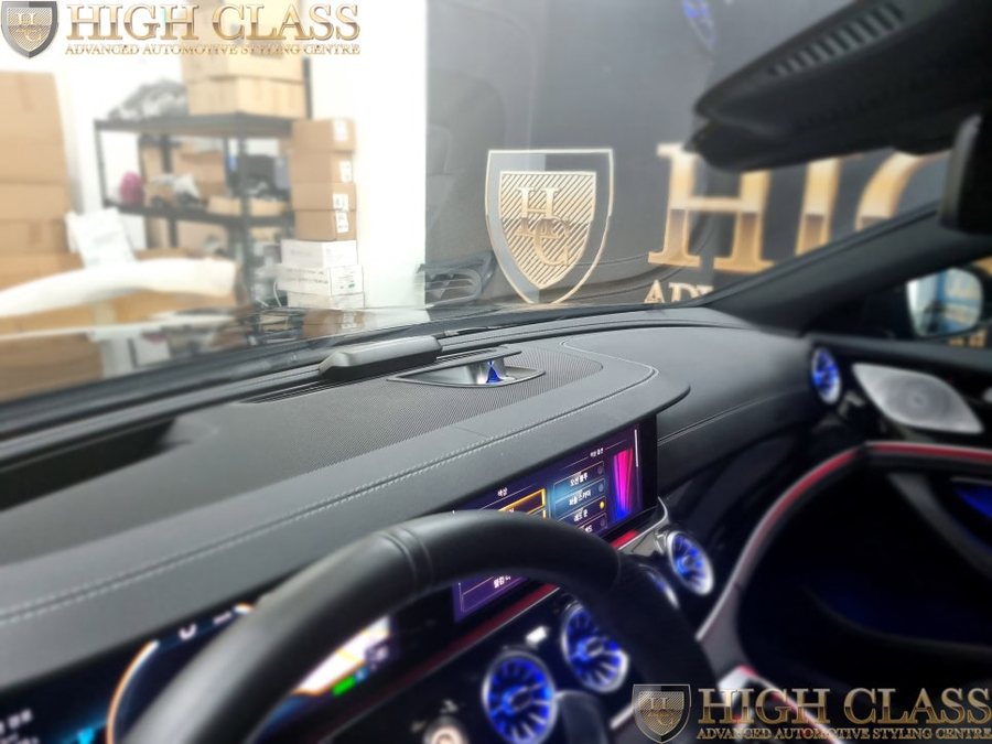 벤츠 AMG GT 전동센터스피커, 시트백라인 엠비언트 효과