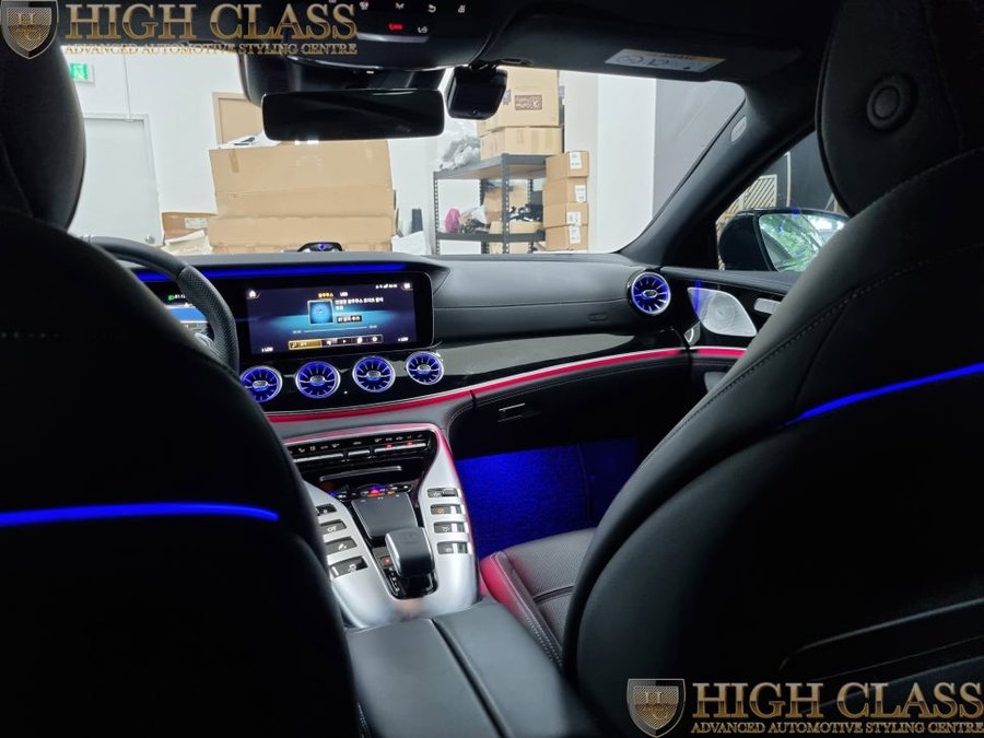 벤츠 AMG GT 전동센터스피커, 시트백라인 엠비언트 효과