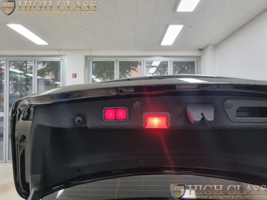 벤츠 C클래스 전동트렁크 순정 레트로핏 편의 업그레이드