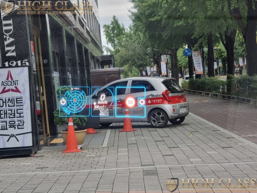 벤츠 EQA 순정 헤드업 디스플레이 옵션이 혹시 생략되었나요?