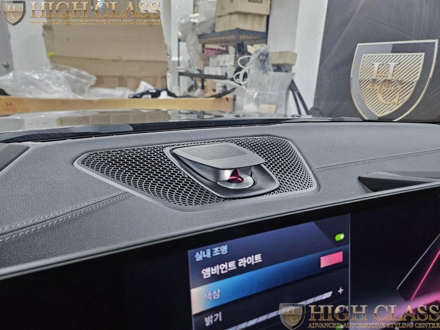 bmw  i4 전동센터스피커 하이 앤드 사운드 구현