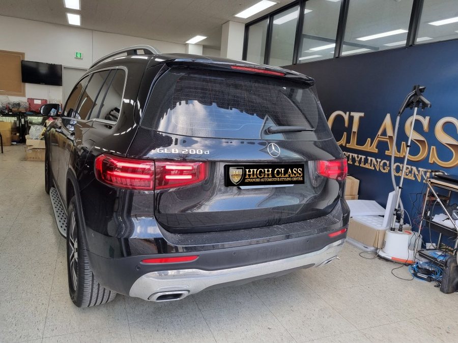 2025 벤츠 GLB 200d 세로그릴, 사이드스텝