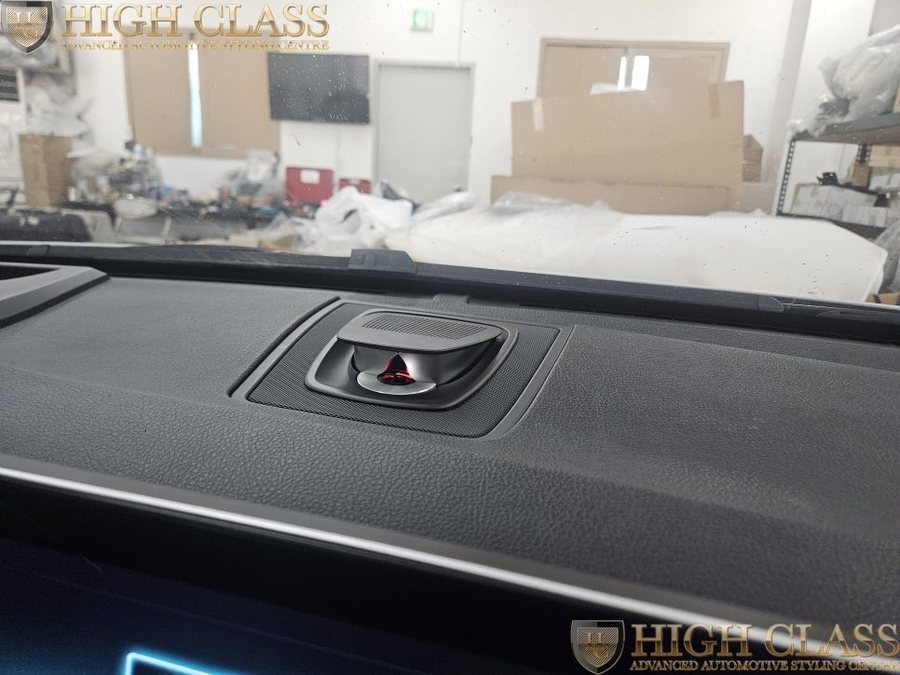 BMW 5GT 전동센터스피커 사운드와 시각적인 퀄리티가 다른 스피커 튜닝
