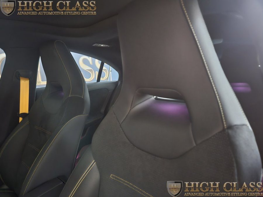 벤츠 CLA 45s AMG 버킷 시트, 센터페시아 하단, 도어 부메스터 엠비언트