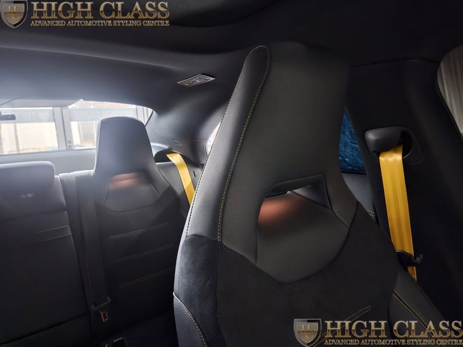 벤츠 CLA 45s AMG 버킷 시트, 센터페시아 하단, 도어 부메스터 엠비언트