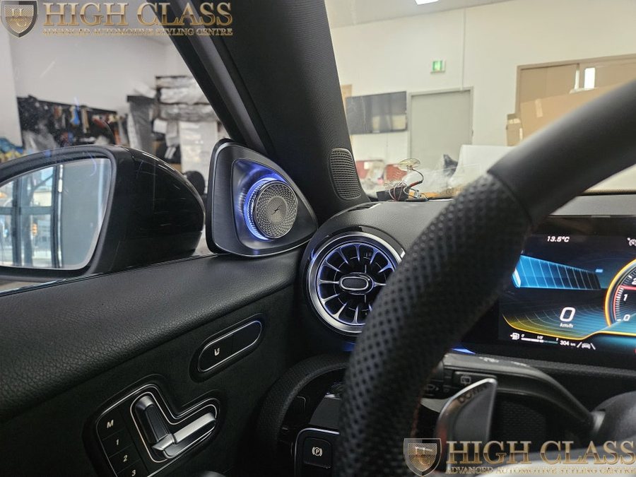 A클래스 A45 AMG 부메스터 전동트위터, 2열 송풍구