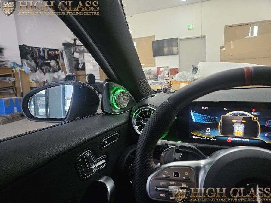 A클래스 A45 AMG 부메스터 전동트위터, 2열 송풍구