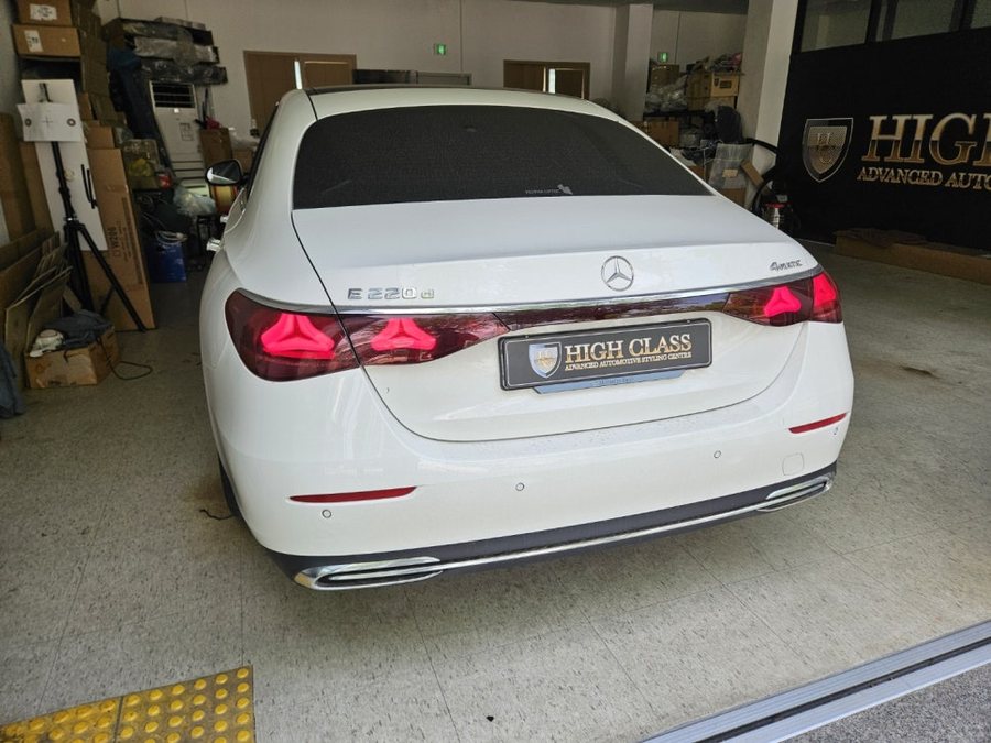 E클래스 E220d 익스클루시브 정품 발광그릴 포칼 스피커 교체