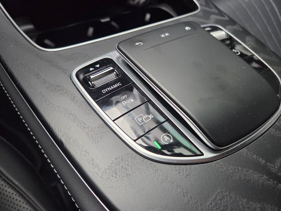 CLS 300d 후방카메라 전환 불량 및 어라운드뷰 수리