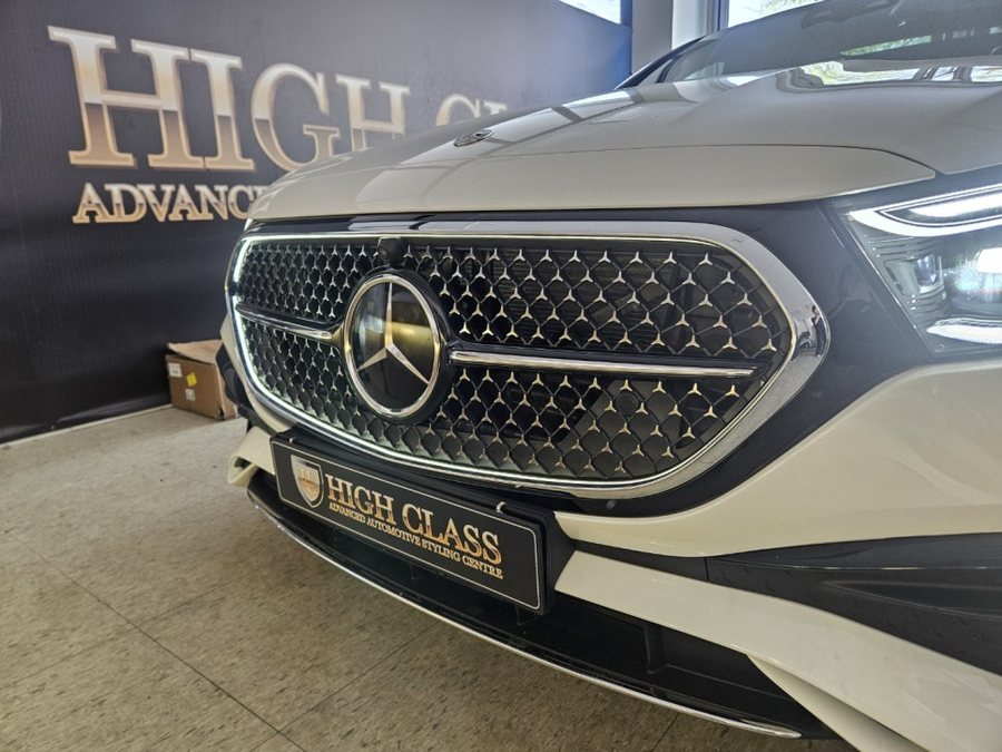 벤츠 E300 익스클루시브 / AMG 라인 범퍼 정품 발광그릴 교체방법