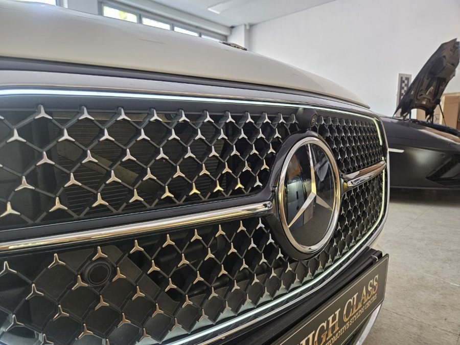 벤츠 E300 익스클루시브 / AMG 라인 범퍼 정품 발광그릴 교체방법