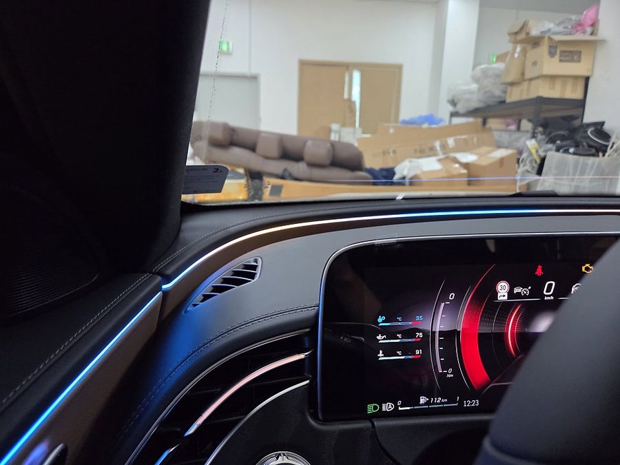 벤츠 E클래스 E200 순정 엑티브 엠비언트 활용법