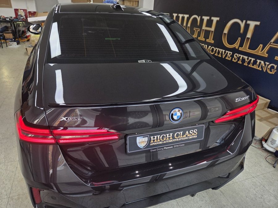 BMW 530e G60 회오리스피커 엠비언트 앞좌석 뒷좌석