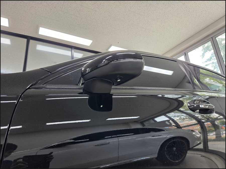 벤츠 A35 AMG, 빠진 옵션 AMG 퍼들램프와 센터콘솔 엠비언트를 채우다
