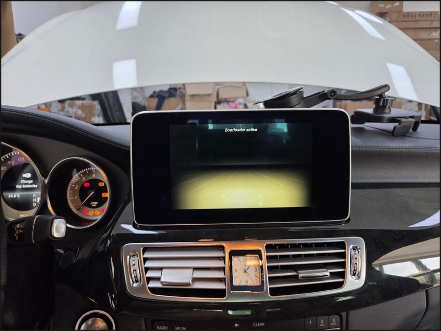벤츠 CLS 400 W218, 순정  안드로이드 오토·애플 카플레이 코딩으로 활성화