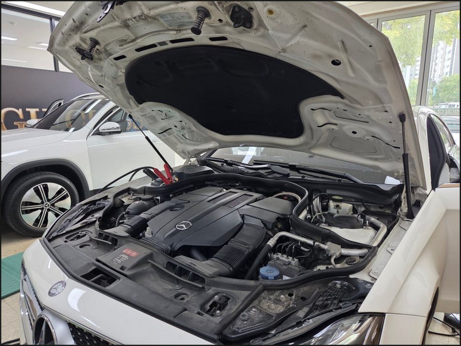 벤츠 CLS 400 W218, 순정  안드로이드 오토·애플 카플레이 코딩으로 활성화