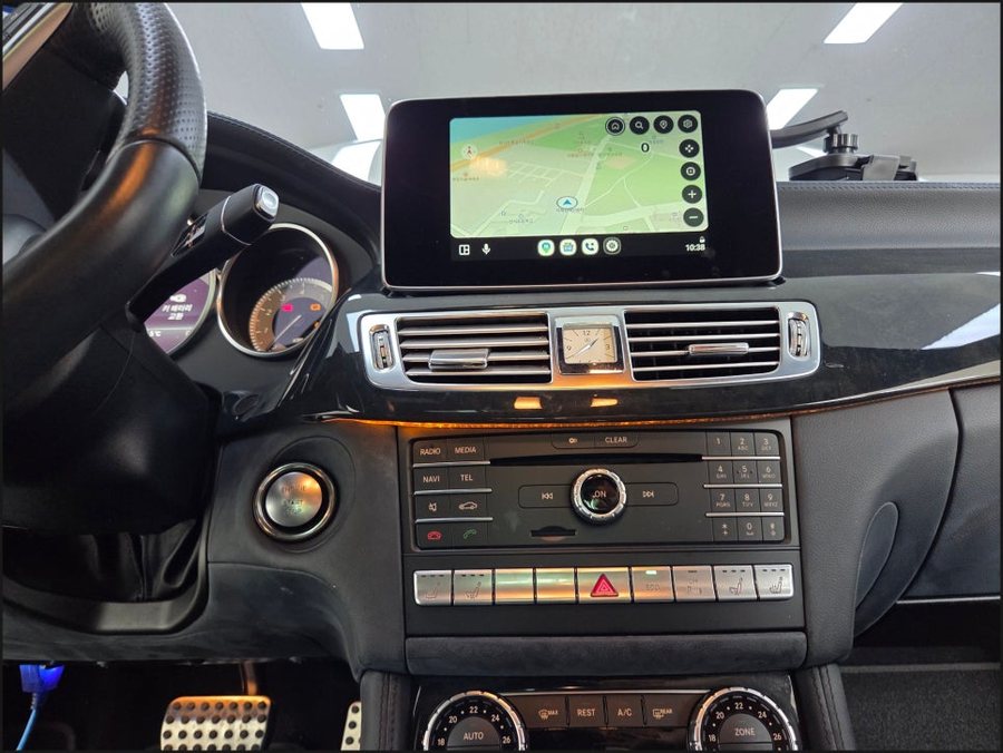 벤츠 CLS 400 W218, 순정  안드로이드 오토·애플 카플레이 코딩으로 활성화