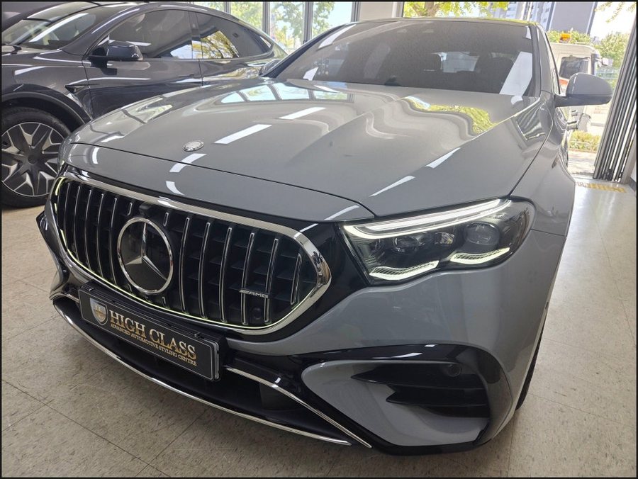벤츠 E클래스 W214 E53 AMG, 5D 부메스터와 순정 R버튼 추가